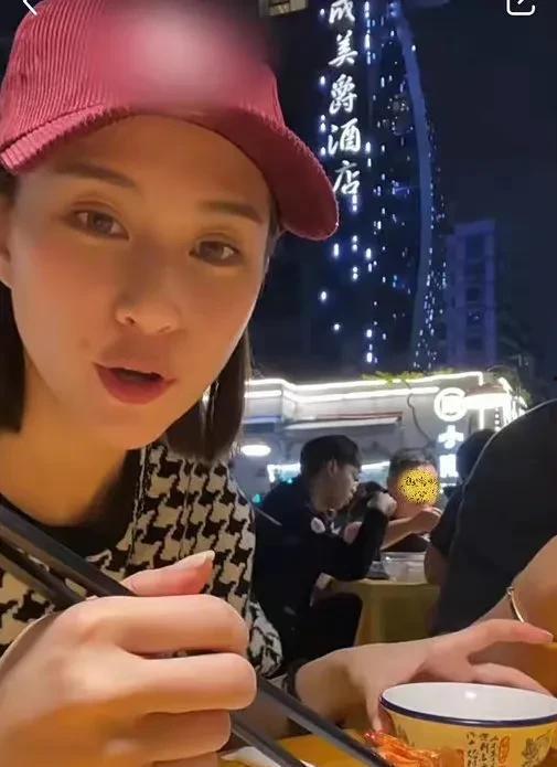 娱乐圈吃瓜爆料横屏下载,揭秘明星幕后故事